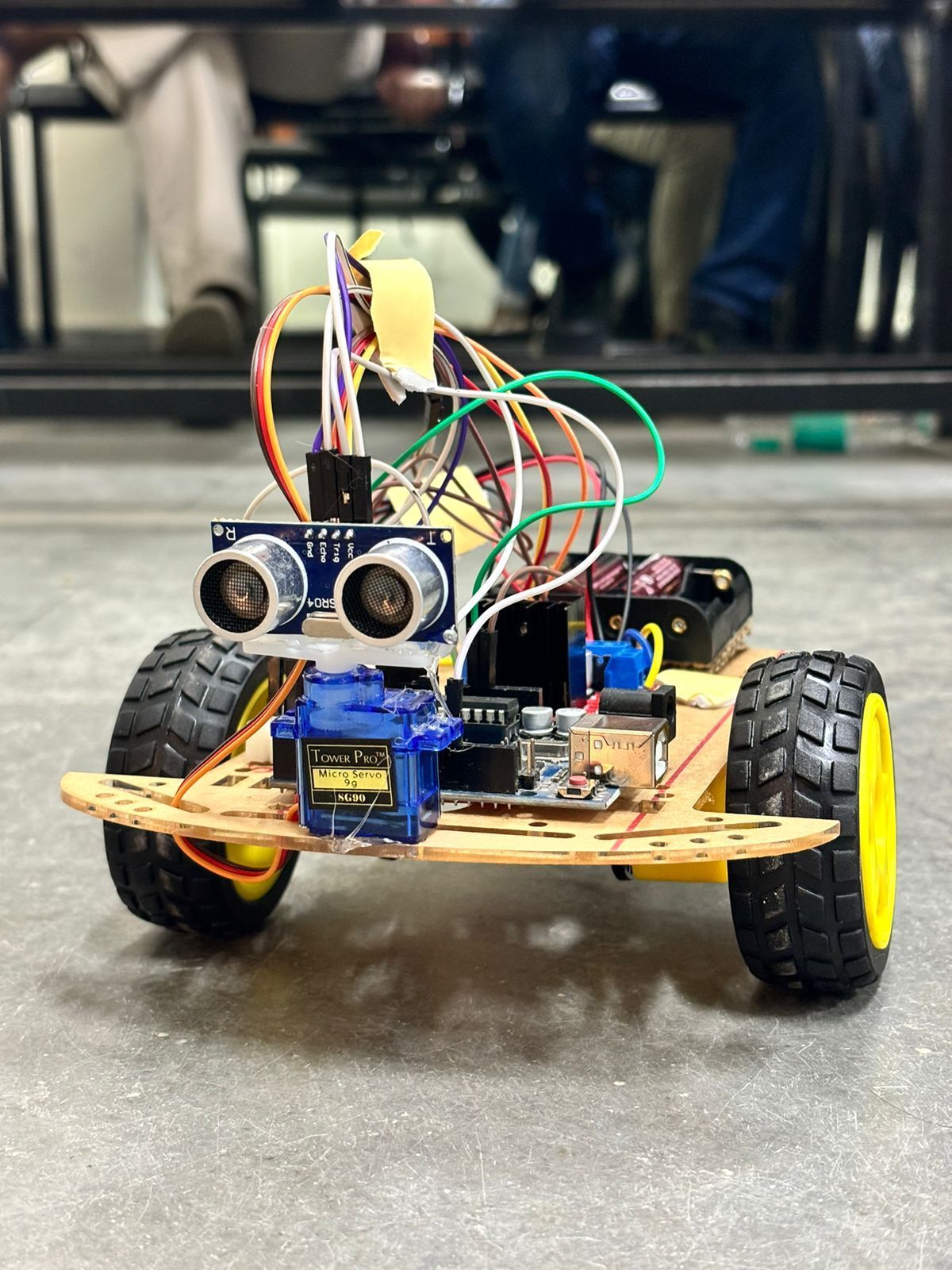 Autonomous Maze Runner robot